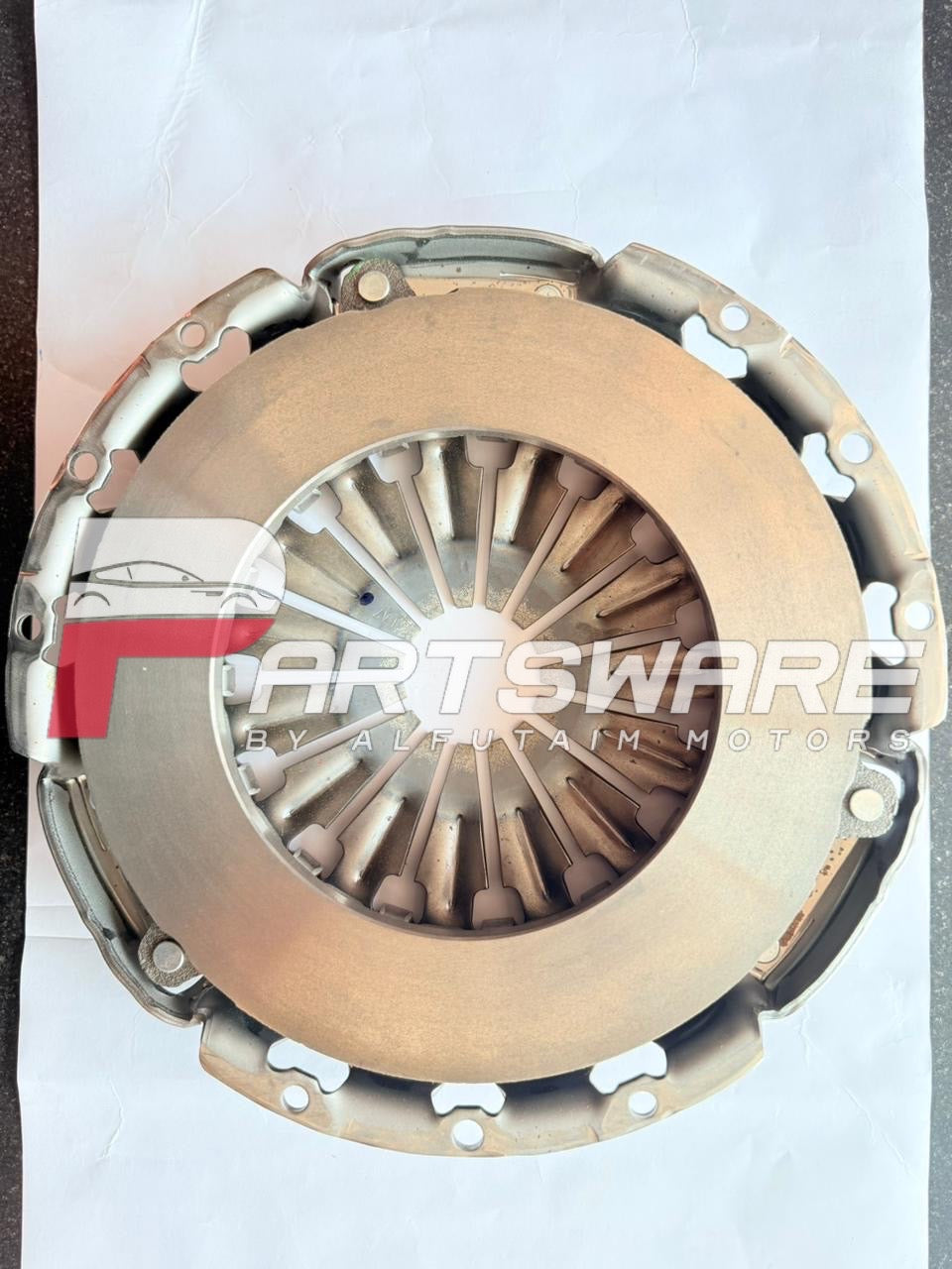 Aisin Japan Clutch Pressure Plate for Toyota Hilux Vigo 4x4 – Premium Quality