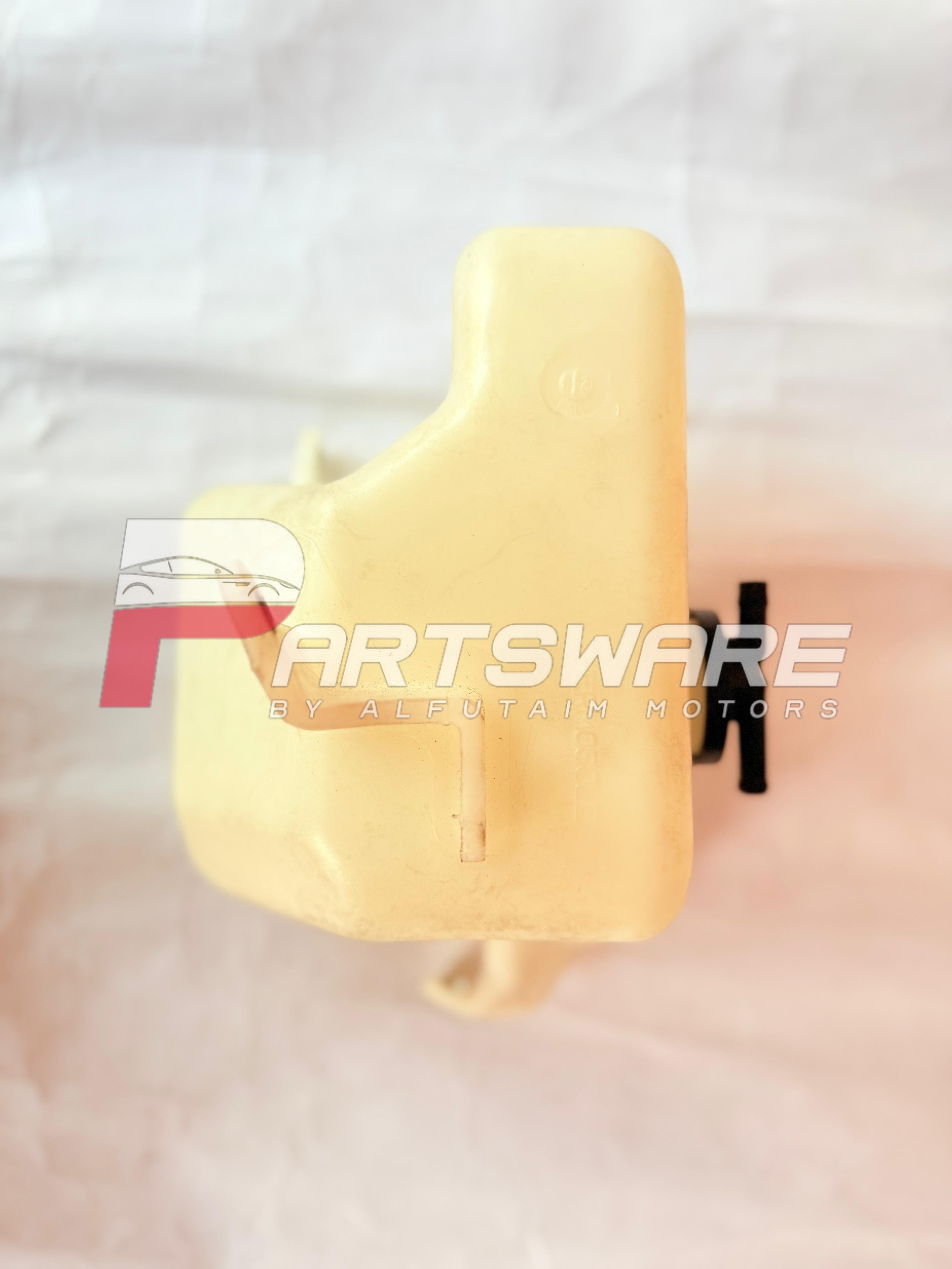 Toyota Corolla 2009–2025 Radiator Bottle – Imported Premium Quality