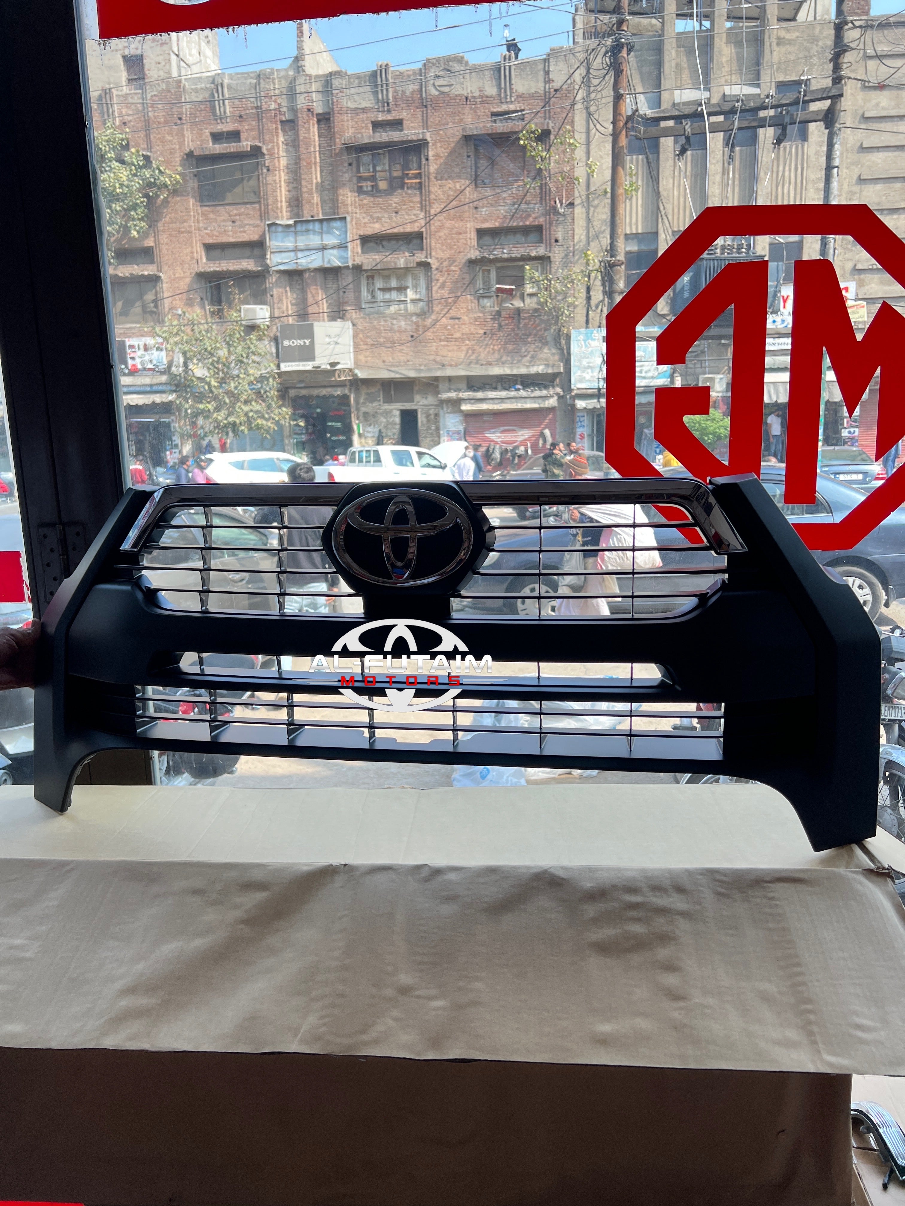 FRONT GRILL ROCCO GENUINE