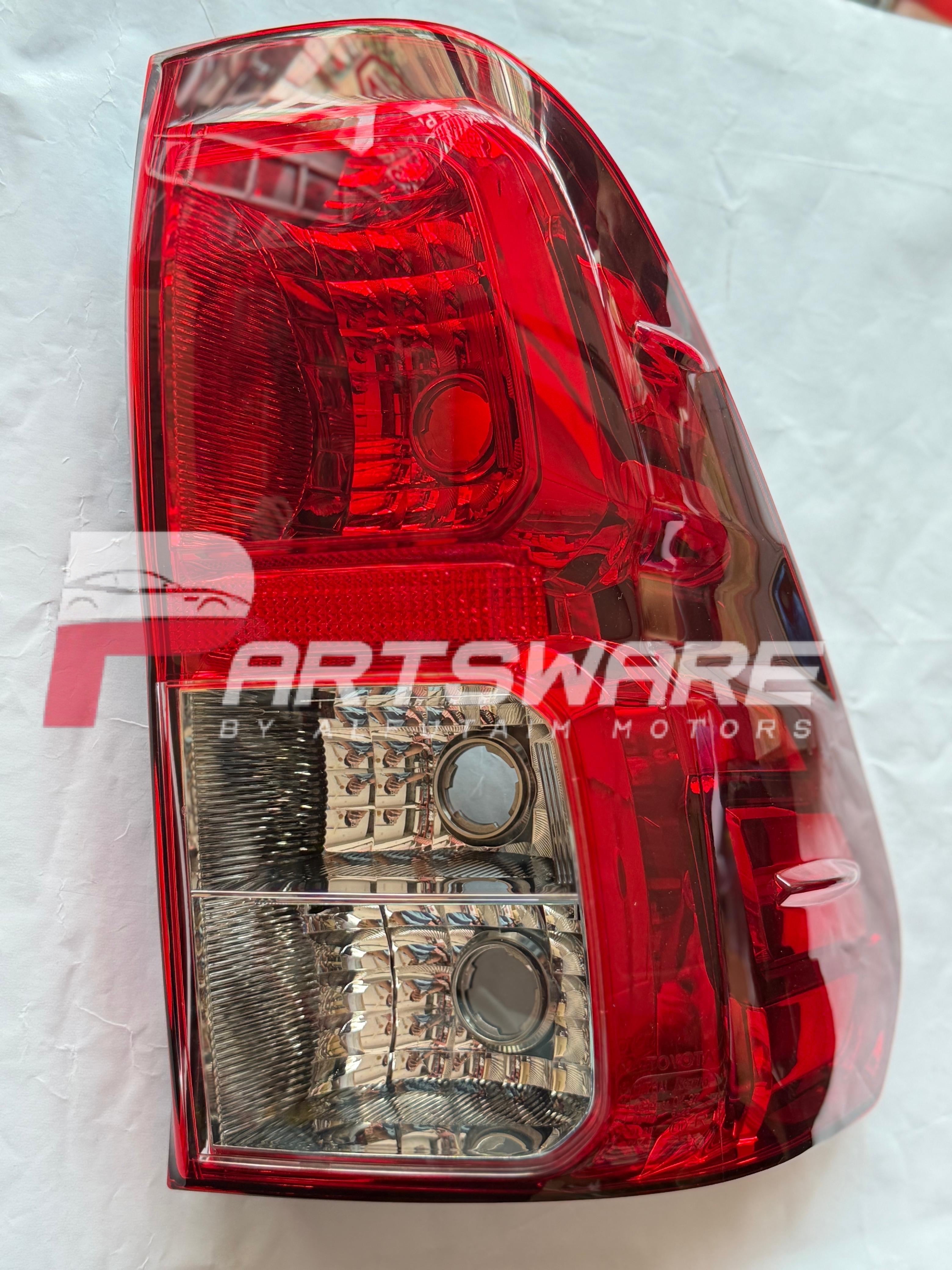 Genuine Back Light – Toyota Revo